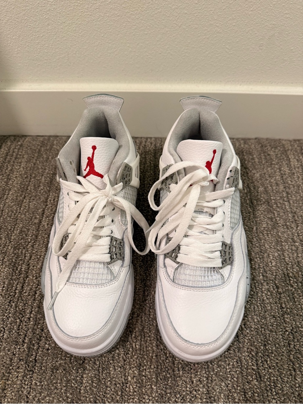 Nike Air Jordan 4 Retro